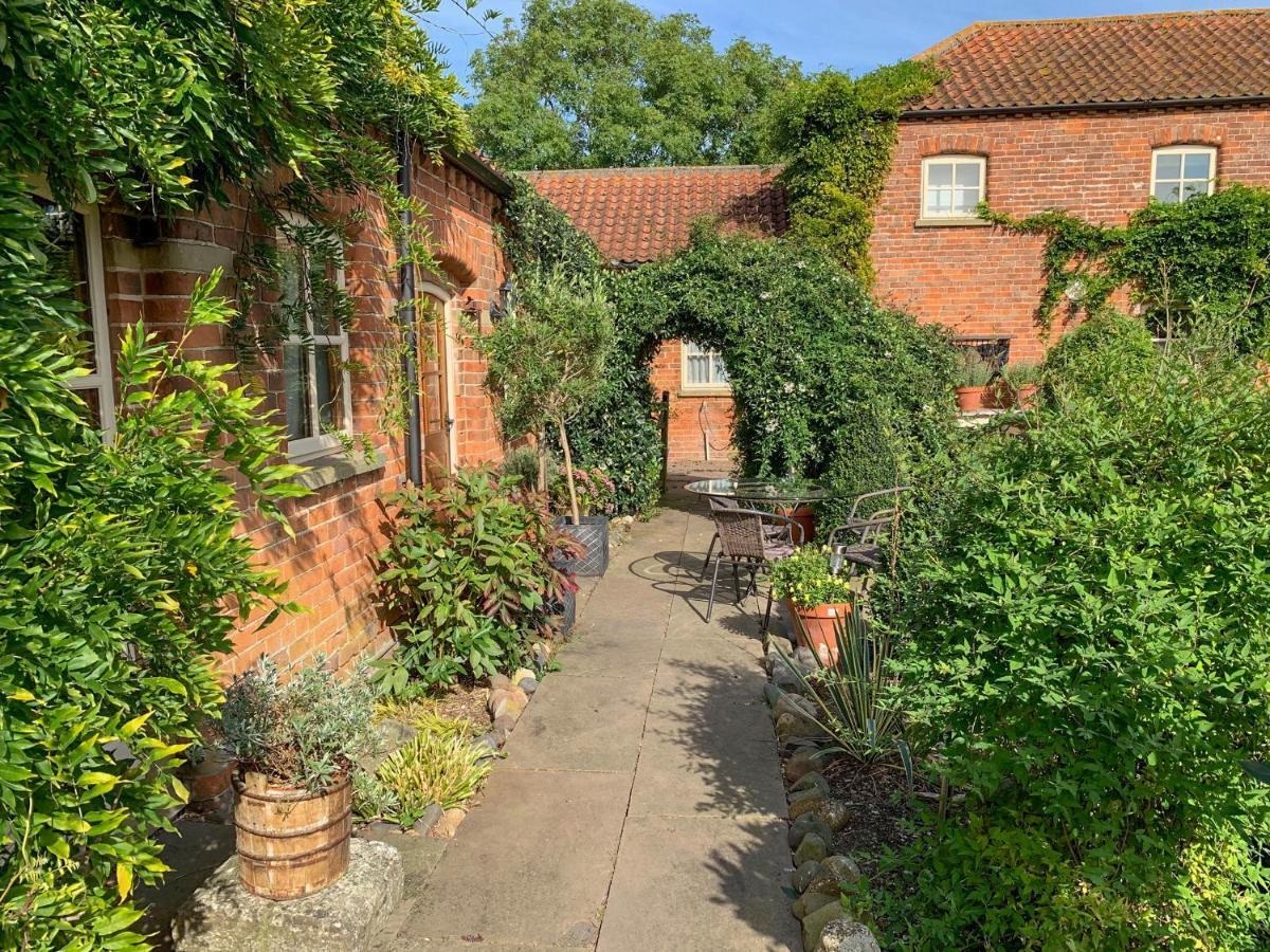 Stable Cottage Withernwick ภายนอก รูปภาพ